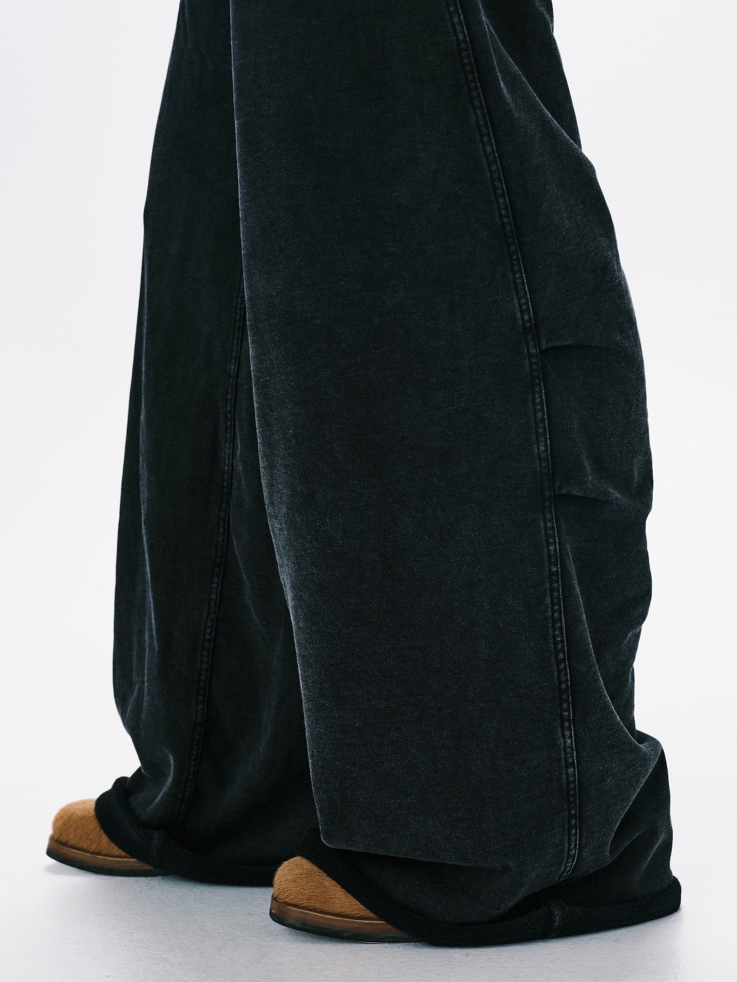 WASHED WIDE LEG SWEATPANTS BLACK
