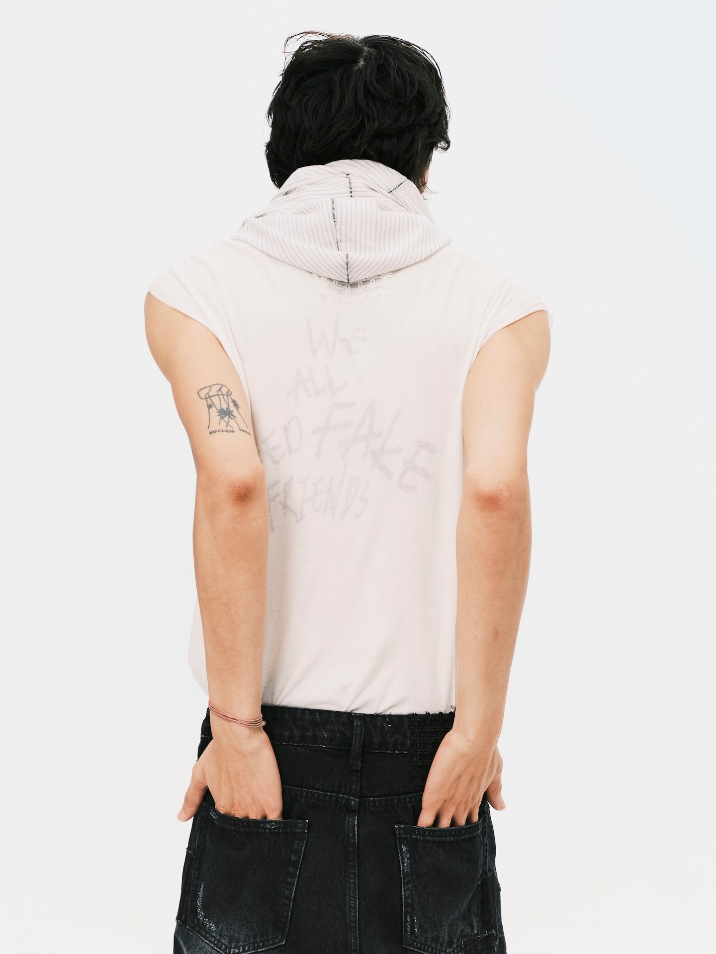 RAW EDGE HOODIE SCARF