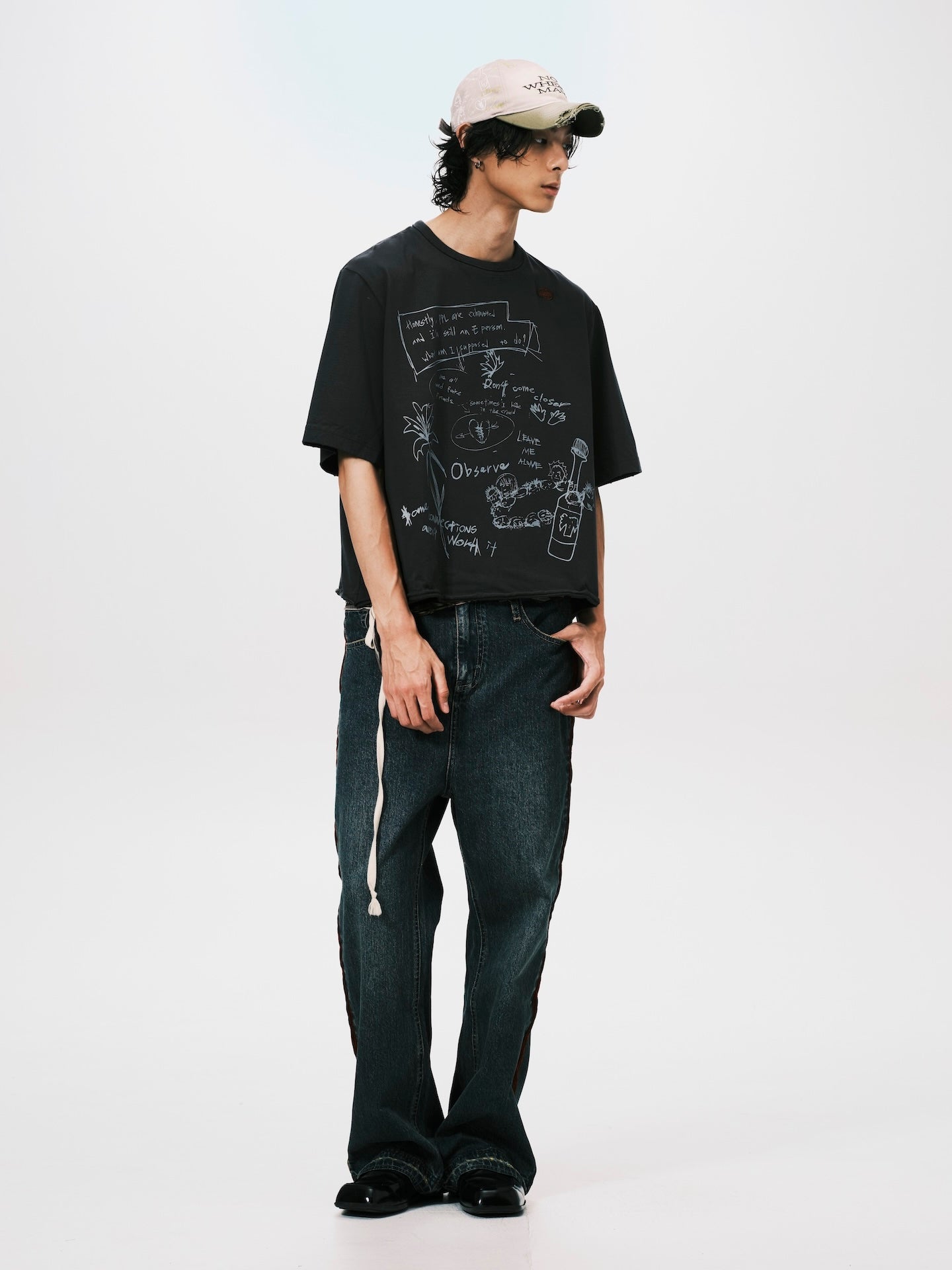 WASHED SKETCH CROPPED TEE BLACK