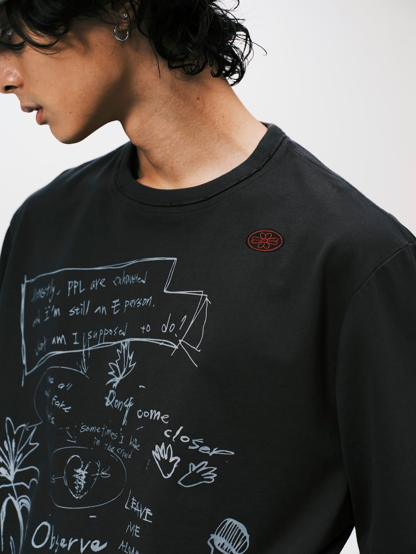 WASHED SKETCH CROPPED TEE BLACK