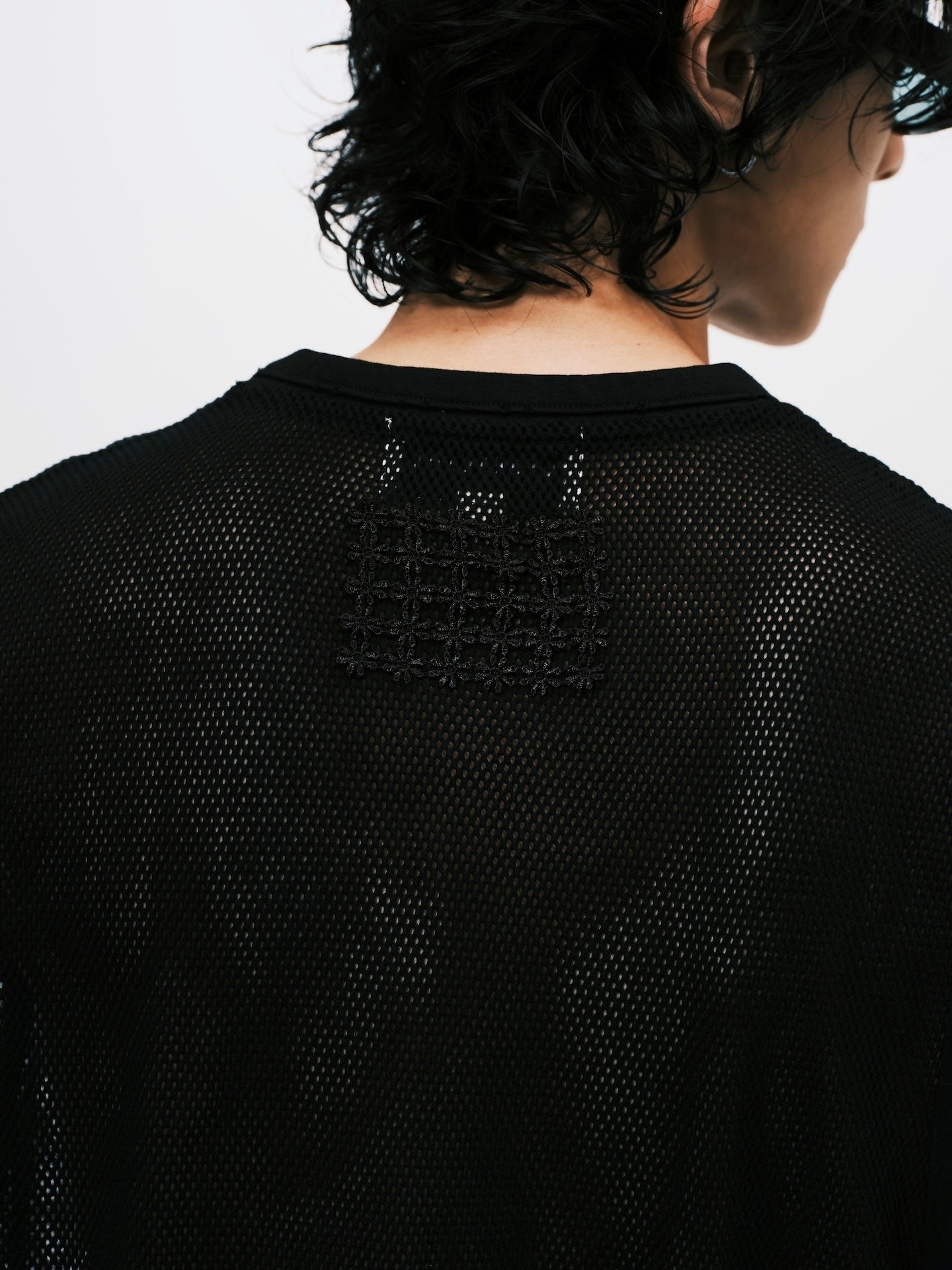 MESH SLEEVELESS TOP BLACK