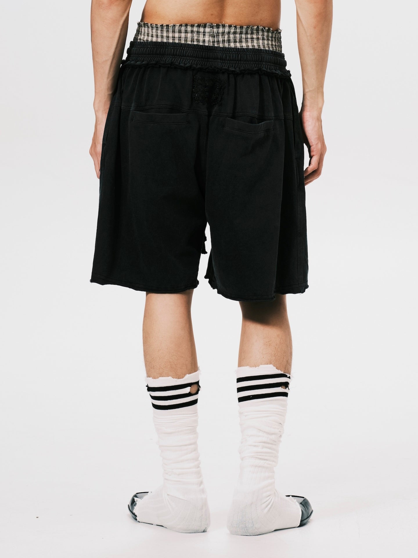 WASHED SWEAT SHORTS BLACK