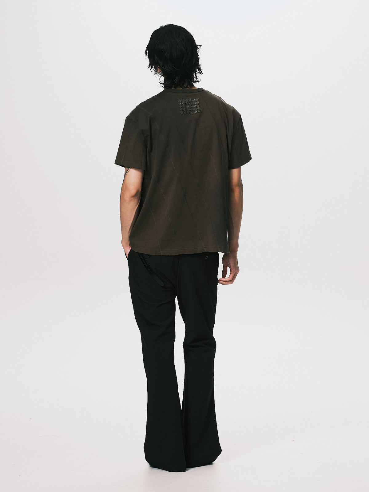 DIAGONAL CUT PRINT TEE OLIVE
