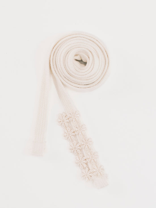 LACE PATCH SHOELACE OFF WHITE