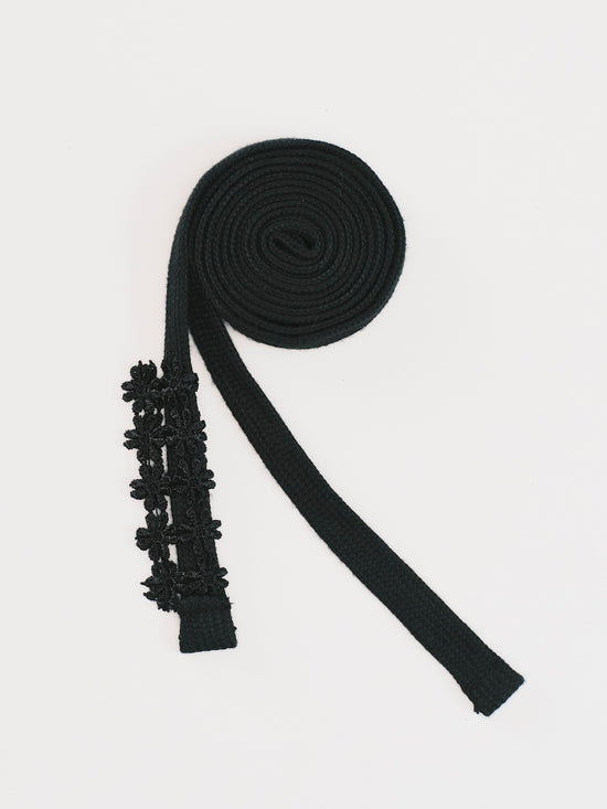 LACE PATCH SHOELACE BLACK