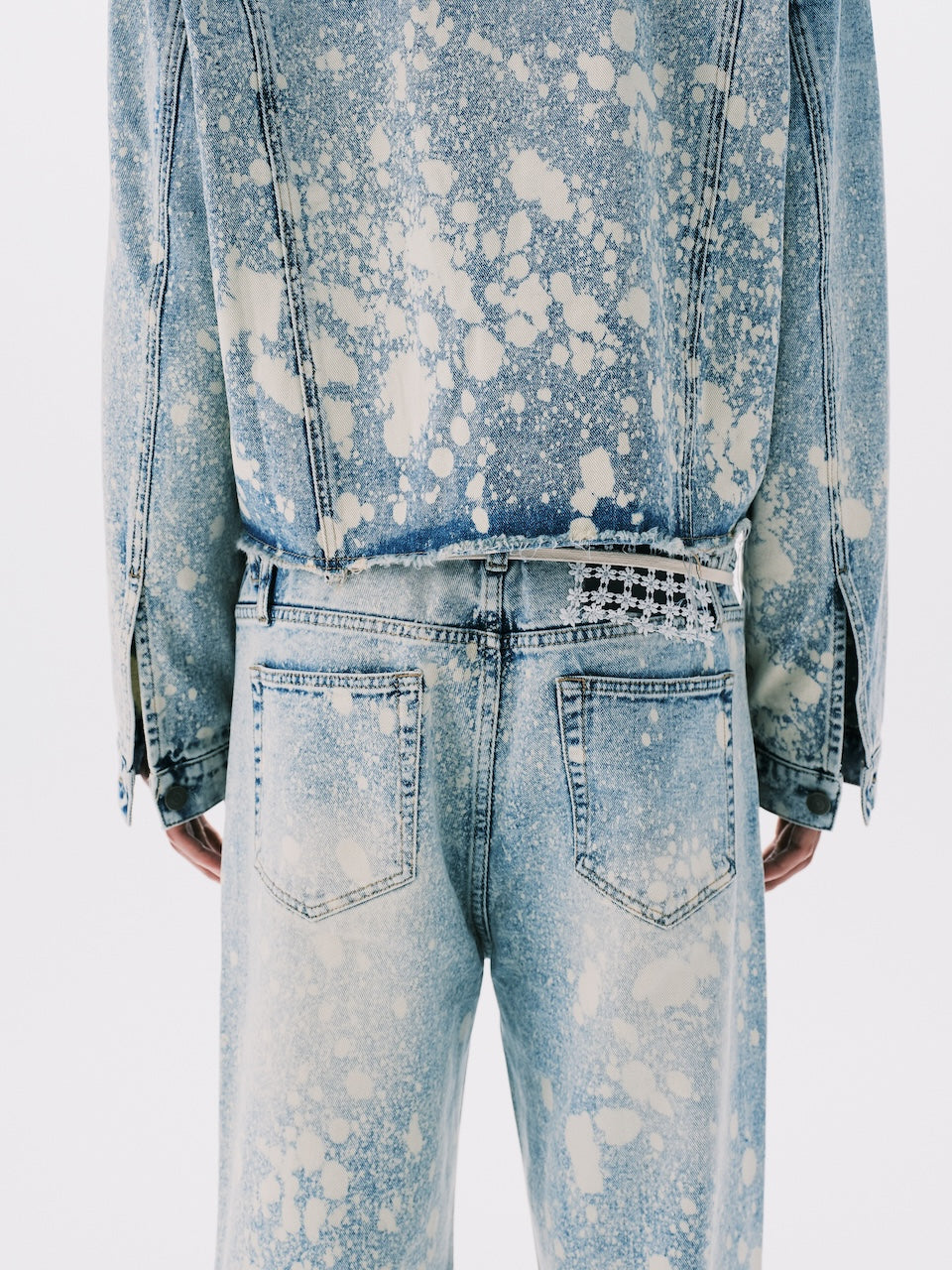 PAINT CROPPED DENIM JACKET BLUE