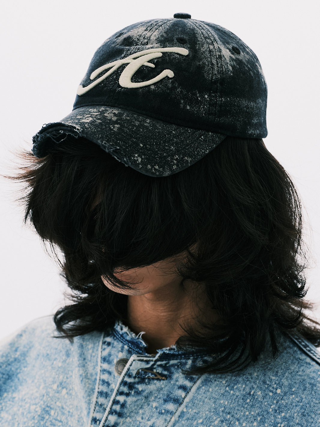 BLEACH RAW EDGE BASEBALL CAP BLACK