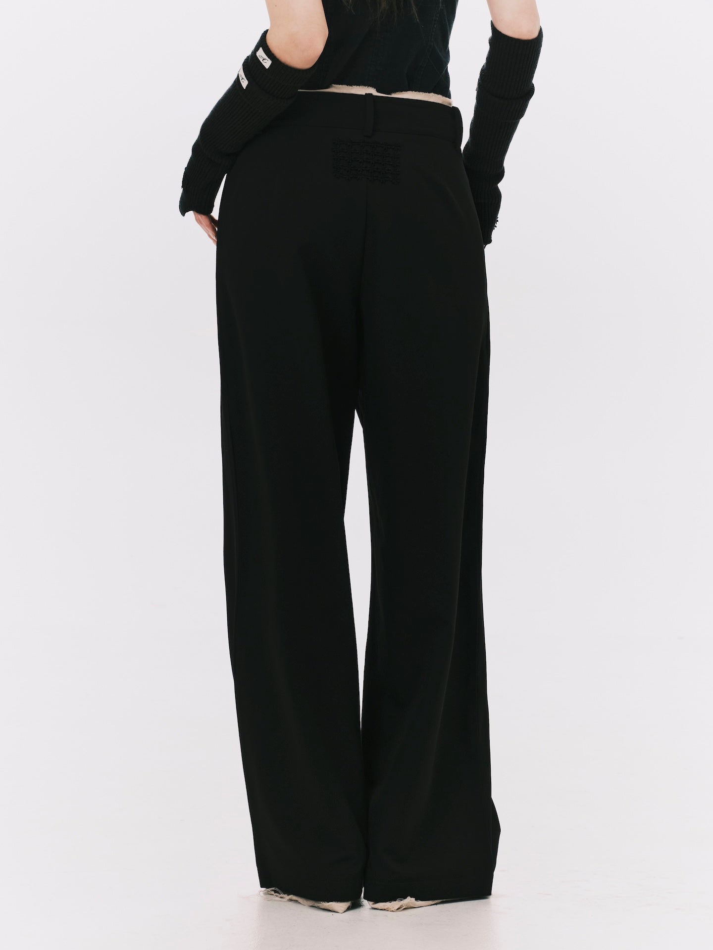 LAYERD PLEATED TROUSERS BLACK (WOMEN)