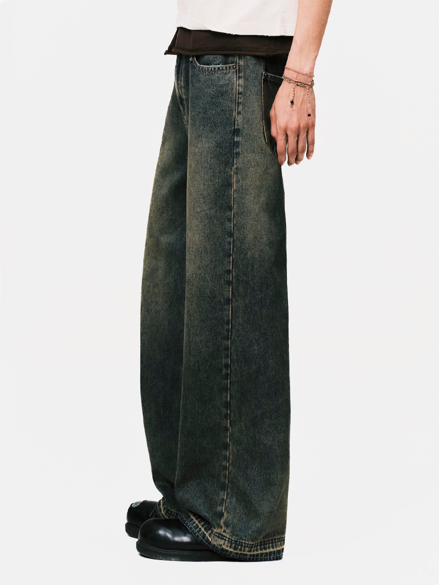 WASHED DENIM JEANS BROWN